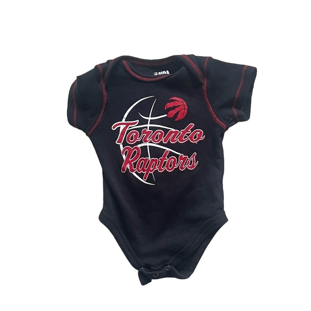 NBA Raptors bodysuit bundle 0-3 months - Picture 6 of 8
